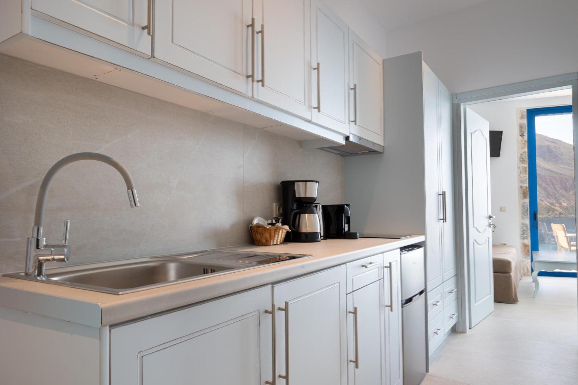 לוטרו Molos Apartments חדר תמונה