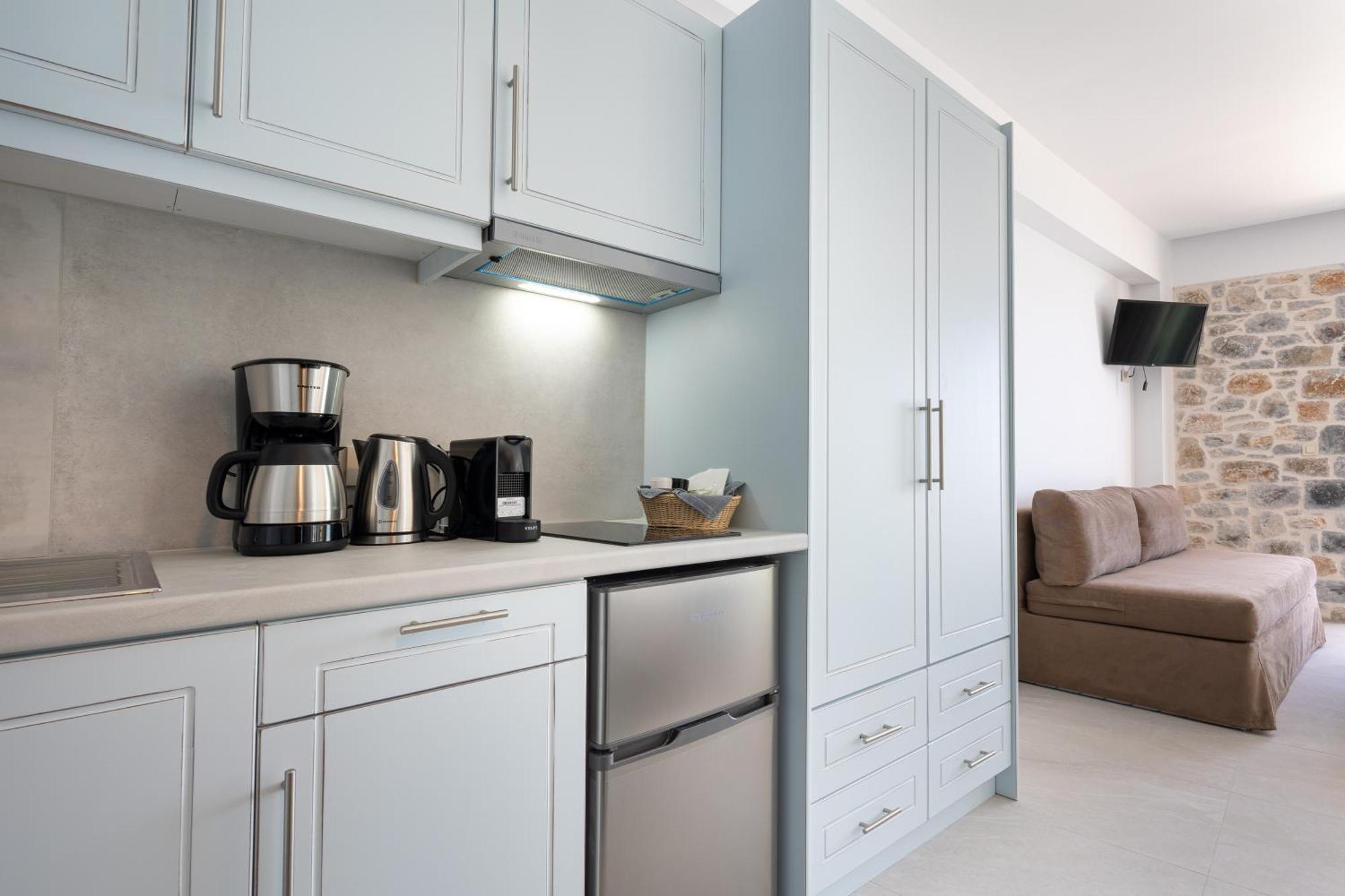 לוטרו Molos Apartments חדר תמונה